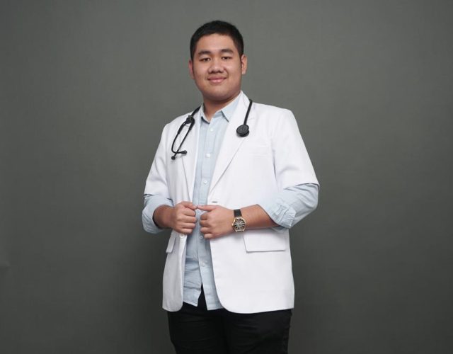 dr. Muhammad Fadel Yudawa dr. Muhammad Fadel Yudawa